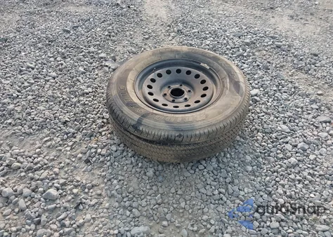 2016 Chevrolet Silverado Lt z USA, uszkodzony, nr VIN 1GCVKREC3GZ105807